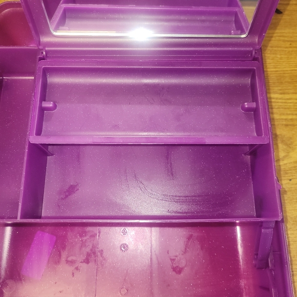 Caboodles - Picture 9 of 10